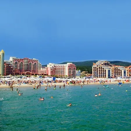 Amfibia Complex 3* Sluneční pobřeží