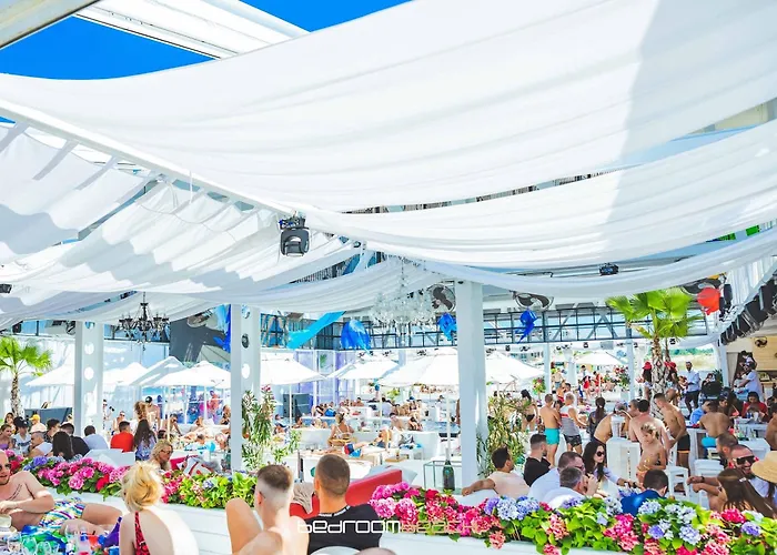 ホテル Amfibia Complex 3*