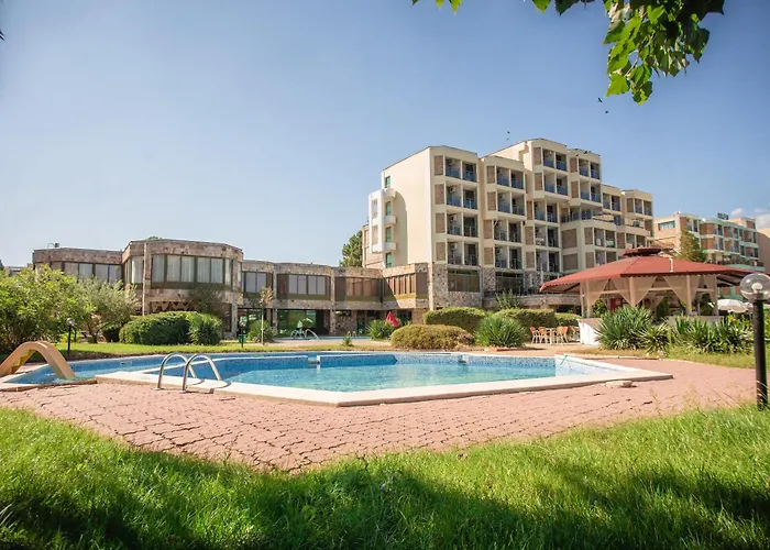 Amfibia Complex サニービーチ