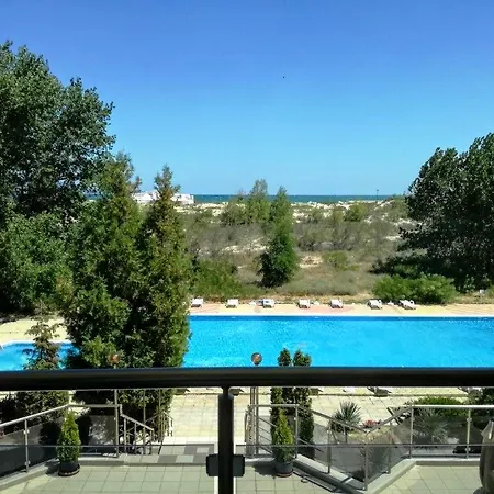 Hotell Amfibia Complex Slăntjev Brjag