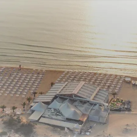 Amfibia Complex Hotell 3*