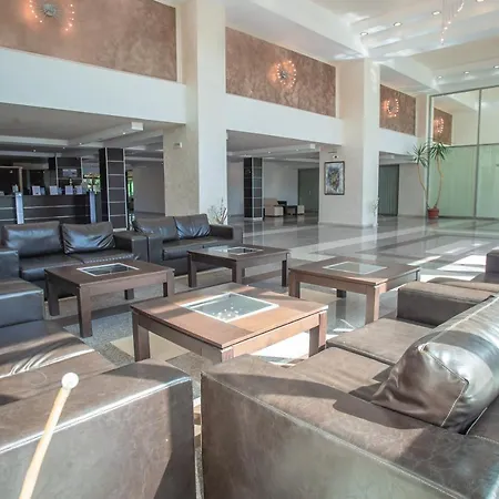 Amfibia Complex 3*